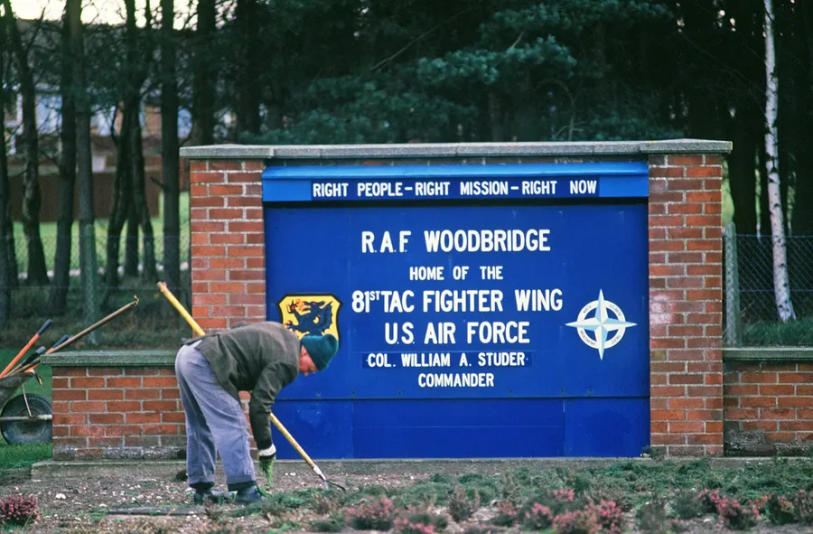 Photo of the entrance sign at RAF Woodbridge, 1987